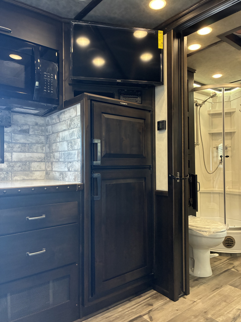 New 2026 4-Star 3H 14'3" Trail Boss LQ Horse Trailer
