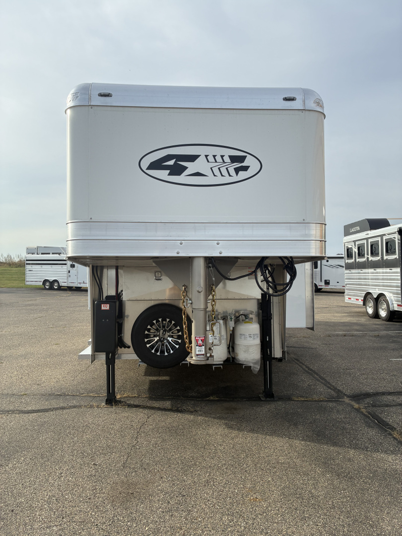 New 2026 4-Star 3H 14'3" Trail Boss LQ Horse Trailer