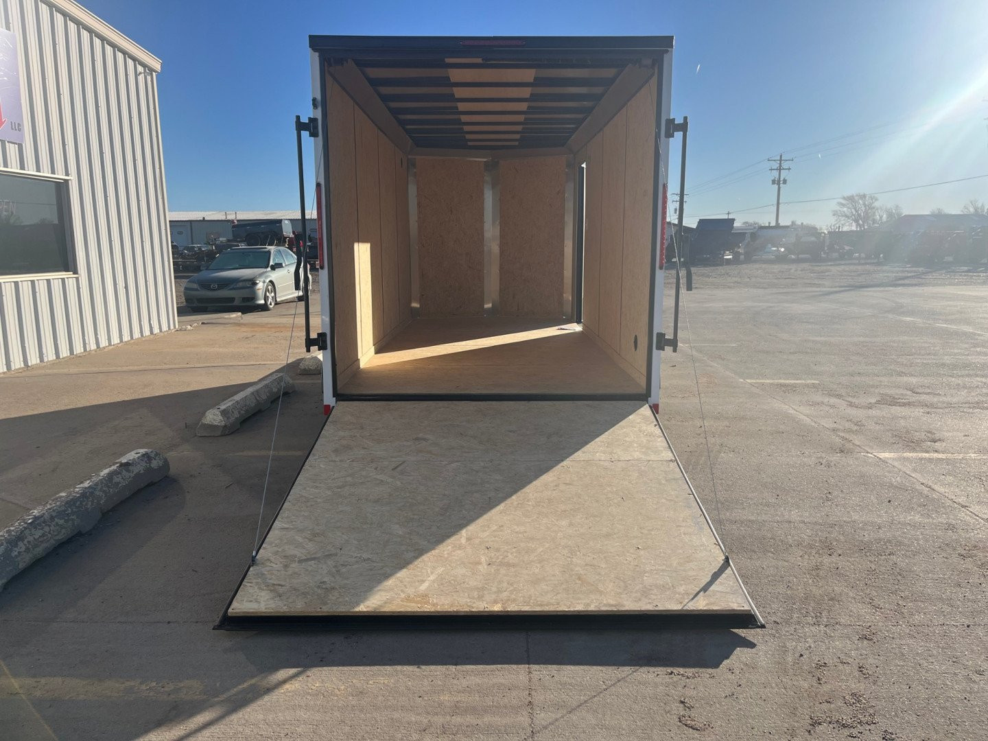 New 2026 Look Trailers 7' x 16" Enclosed Trailer Composite 0.80 Skin Cargo / Enclosed Trailer