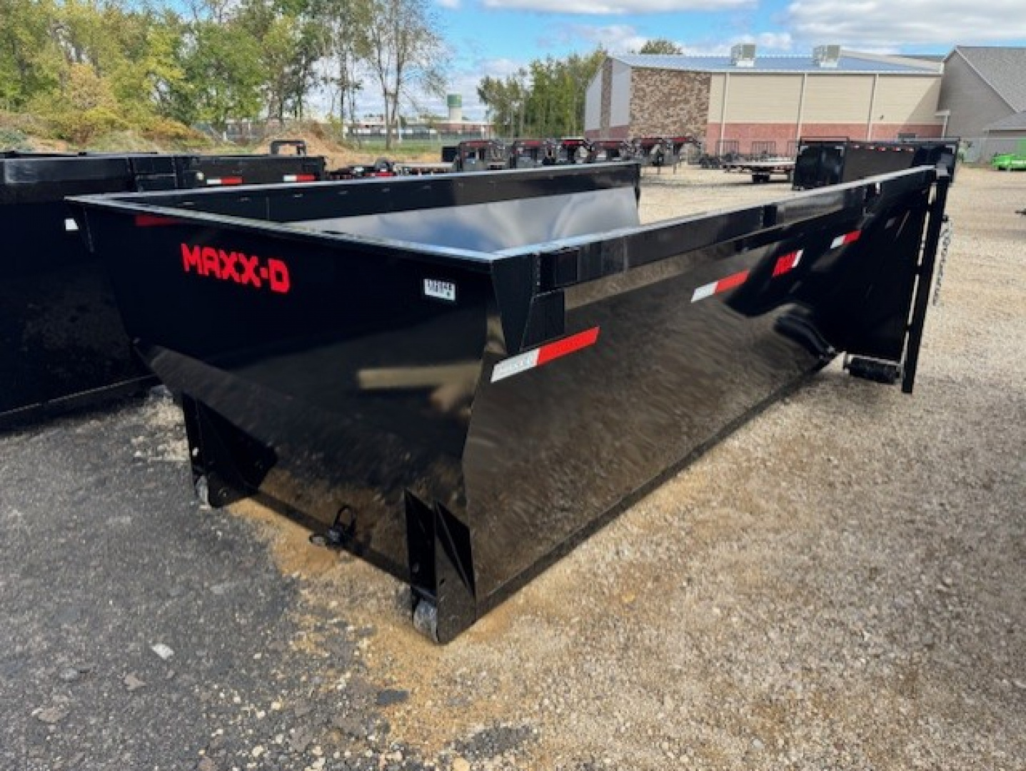 New 2026 MAXX-D ROXB14 Dump Bin