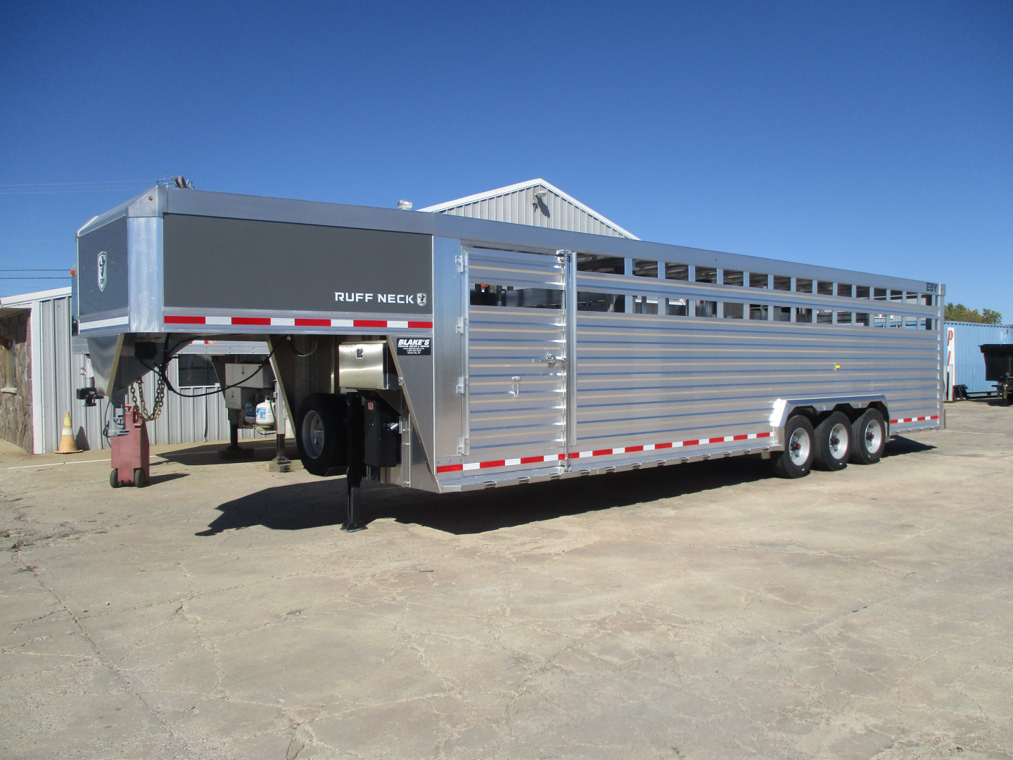 New 2026 EBY Trailers Ruffneck Stock / Stock Combo Trailer 8 X 32