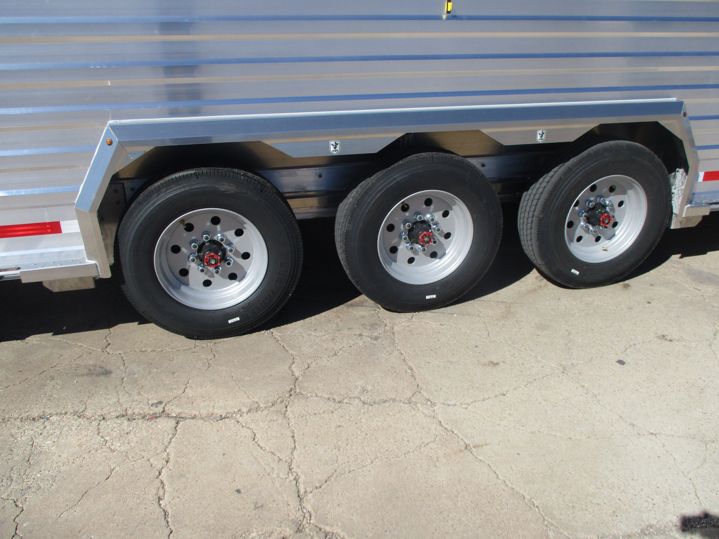 New 2026 EBY Trailers Ruffneck Stock / Stock Combo Trailer 8 X 32