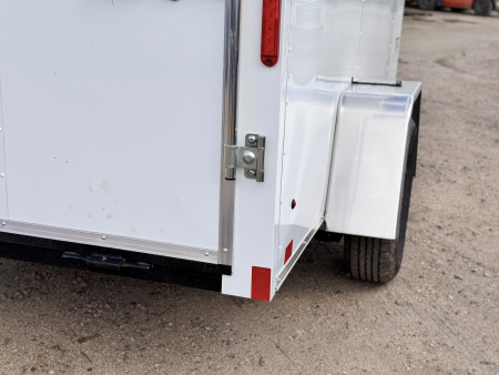 New 2025 Cross Trailers 5-10-1V Enclosed