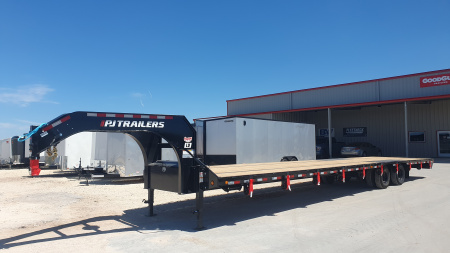 New 2026 PJ 102"x40' GN Low-Pro Flatbed w/ Duals - LD