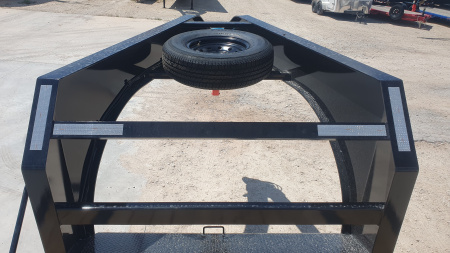 New 2026 PJ 102"x30' GN Low-Pro Flatbed w/ Singles - LS