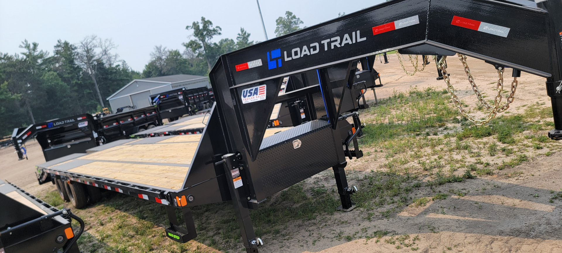 New 2026 Load Trail 102X32 24K W/ MAX RAMPS Gooseneck Bodies