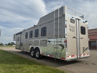 Used 2014 4H Bison Coach 12' LQ Horse Trailer