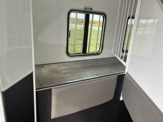 Used 2014 4H Bison Coach 12' LQ Horse Trailer