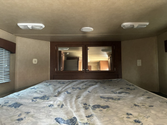 Used 2014 4H Bison Coach 12' LQ Horse Trailer