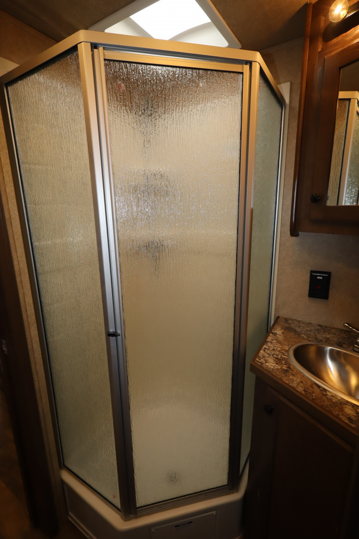 Used 2020 Lakota Charger 2 Horse LQ Horse Trailer