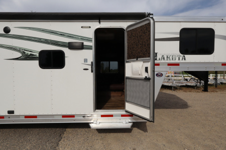 Used 2020 Lakota Charger 2 Horse LQ Horse Trailer