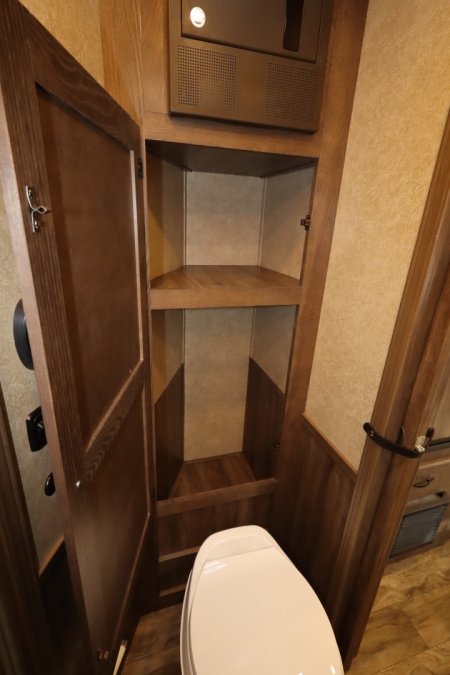 Used 2020 Lakota Charger 2 Horse LQ Horse Trailer