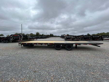 New 2026 MAXXD Gooseneck Trailer | 32' x 102' 30K GVWR