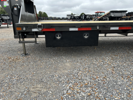 New 2026 MAXXD Gooseneck Trailer | 32' x 102' 30K GVWR
