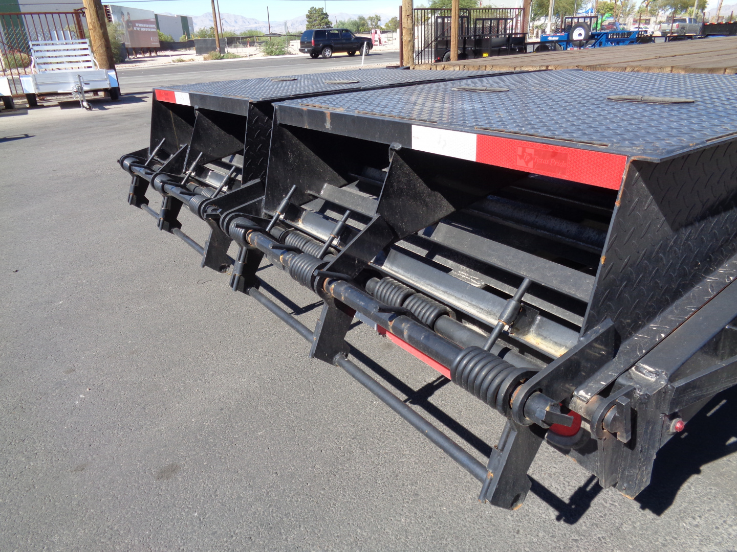 New 2023 Texas Pride Trailers * 22GN-40 * 40Ft Gooseneck Flatbed Trailer w/ Flip Over Ramps