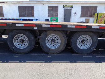 New 2023 Texas Pride Trailers * 22GN-40 * 40Ft Gooseneck Flatbed Trailer w/ Flip Over Ramps