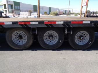 New 2023 Texas Pride Trailers * 22GN-40 * 40Ft Gooseneck Flatbed Trailer w/ Flip Over Ramps