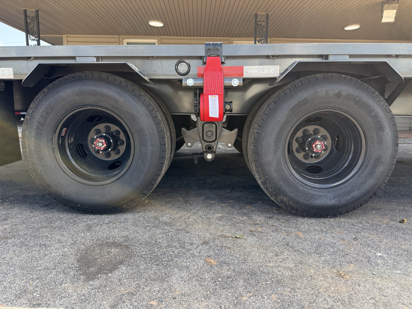 New 2026 102”x40’ MAXX-D GN Flatbed w/ Duals – LDX