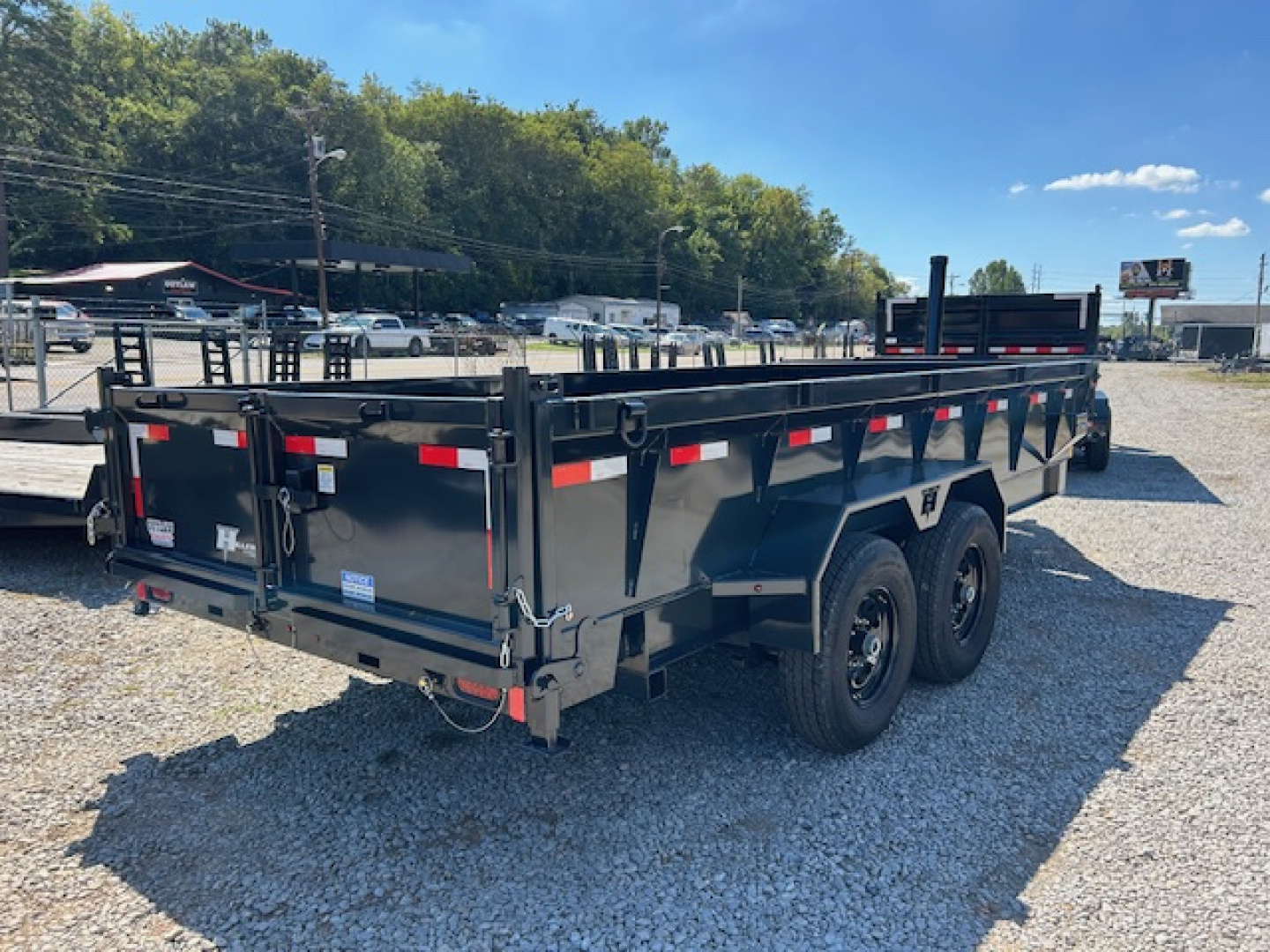 New 2026 Hillcrest Trailers 7X16 14K HD tube ramps & hyd jack Dump Trailer