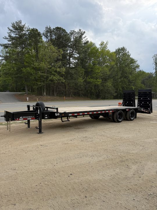 New 2026 Iron Bull FLP Series 102"x25' / 2-10,000# Electric Brake Axles / 16" Dual Wheels / 5' Rampage Ramps / Deckover Trailer / Dual 12k set back jacks