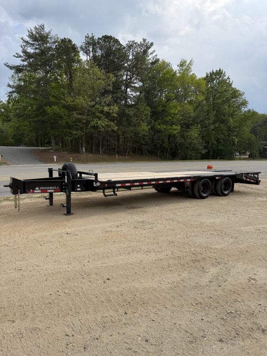 New 2026 Iron Bull FLP Series 102"x25' / 2-10,000# Electric Brake Axles / 16" Dual Wheels / 5' Rampage Ramps / Deckover Trailer / Dual 12k set back jacks