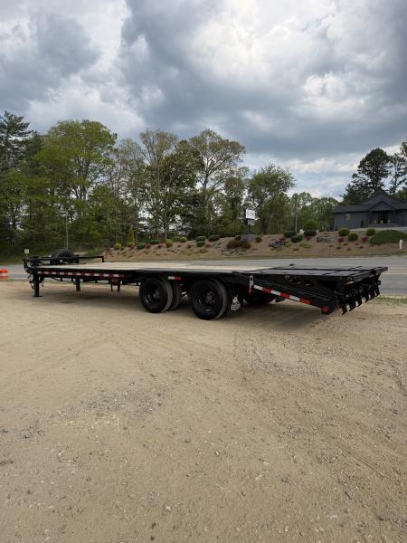New 2026 Iron Bull FLP Series 102"x25' / 2-10,000# Electric Brake Axles / 16" Dual Wheels / 5' Rampage Ramps / Deckover Trailer / Dual 12k set back jacks