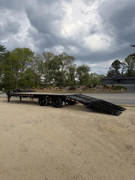 New 2026 Iron Bull FLP Series 102"x25' / 2-10,000# Electric Brake Axles / 16" Dual Wheels / 5' Rampage Ramps / Deckover Trailer / Dual 12k set back jacks