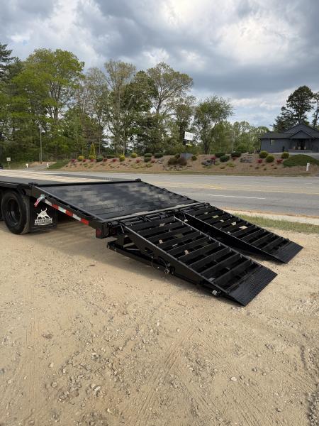 New 2026 Iron Bull FLP Series 102"x25' / 2-10,000# Electric Brake Axles / 16" Dual Wheels / 5' Rampage Ramps / Deckover Trailer / Dual 12k set back jacks
