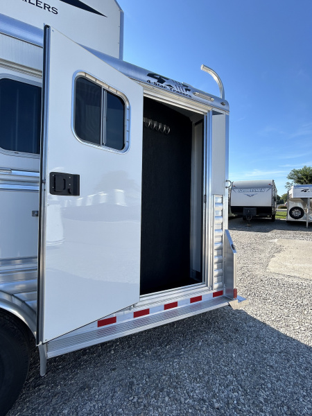 New 2025 4-Star Trailers 6 Horse Slant Load Super Tack Horse Trailer