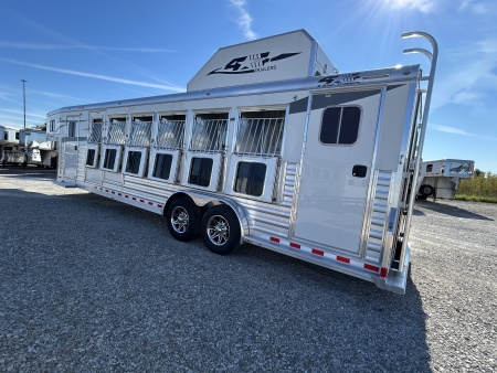 New 2025 4-Star Trailers 6 Horse Slant Load Super Tack Horse Trailer