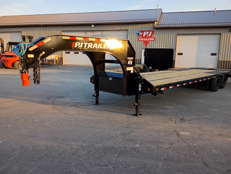 New 2026 PJ Trailers LD322