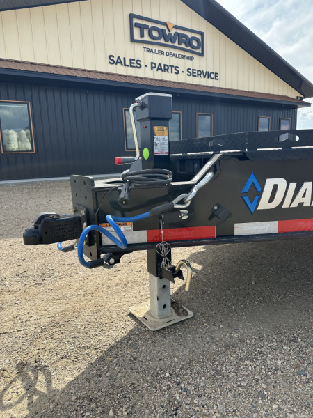 New 2026 Diamond C Trailers DEC210 Deckover Trailer