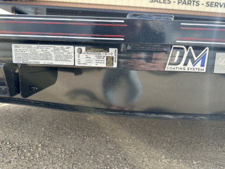 New 2026 Diamond C Trailers DEC210 Deckover Trailer