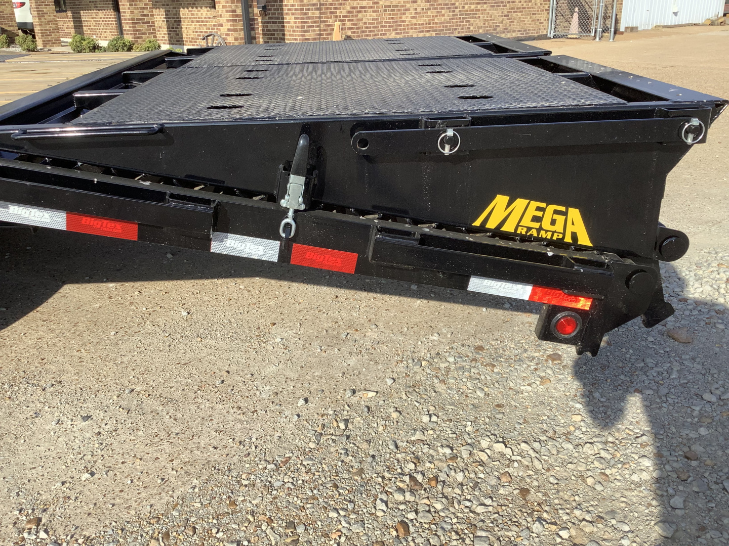New 2026 Big Tex Trailers 14GN 25+5 (15.9K) Gooseneck Flatbed Trailer