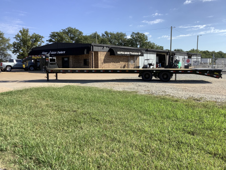 New 2026 Big Tex 25GN (25.9K) 35+5 Gooseneck Flatbed Trailer