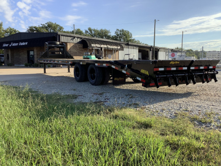 New 2026 Big Tex 22GN 30+5 (23.9K) Gooseneck Flatbed