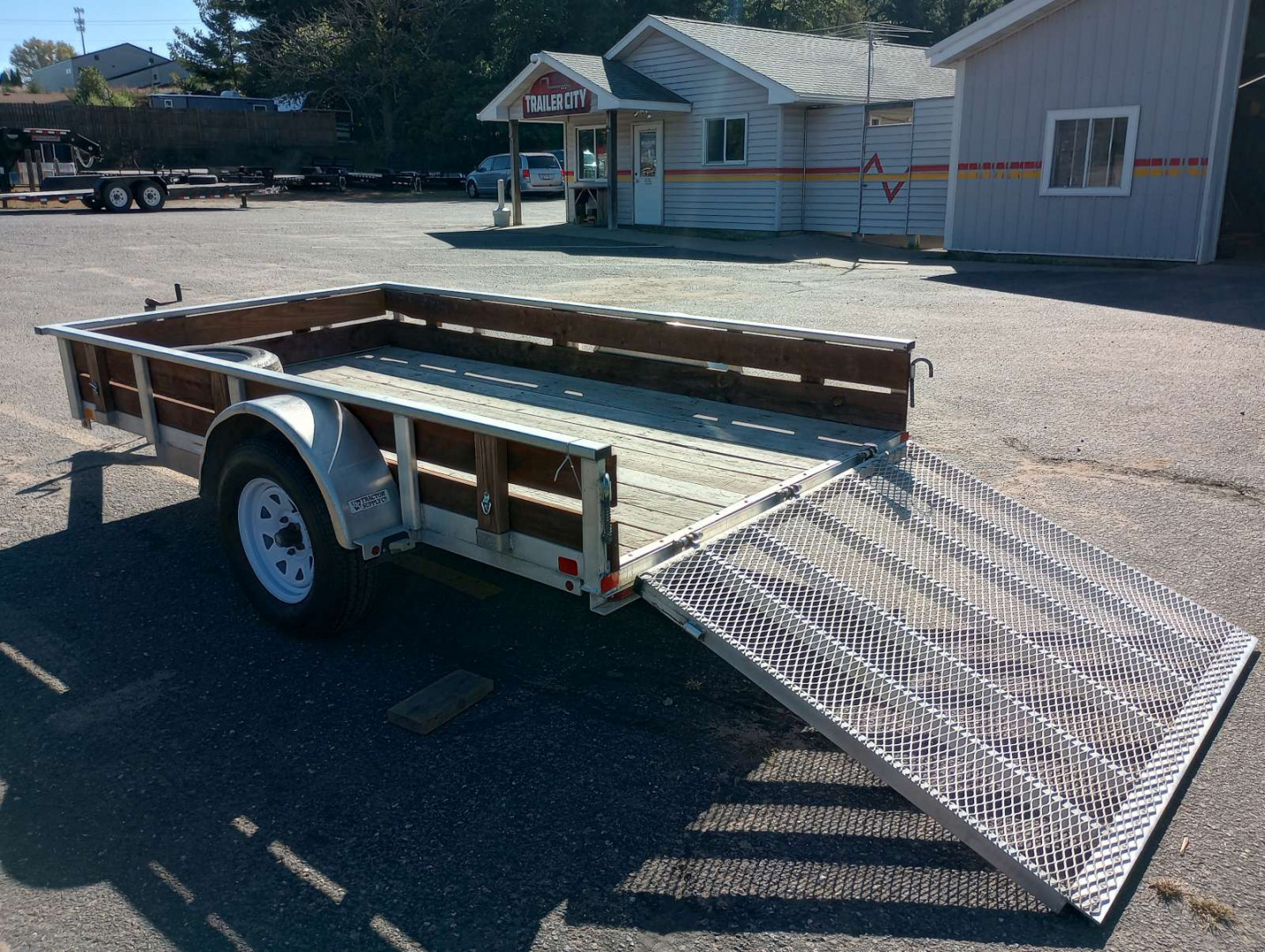 Used 2023 CARRY-ON 5.5'X10' Aluminum Utility Trailer
