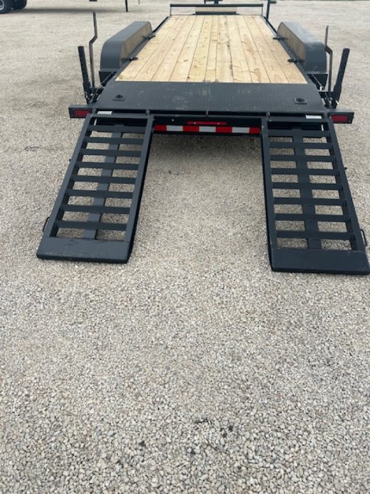New 2027 Canada Trailers 22 ft triple axle Equipment Trailer