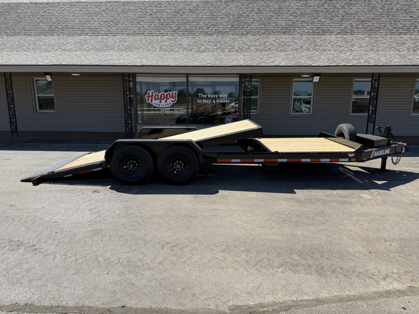 New 2026 Diamond C 82"x22' Hydraulically Dampened Tilt Equipment Trailer – HTL208