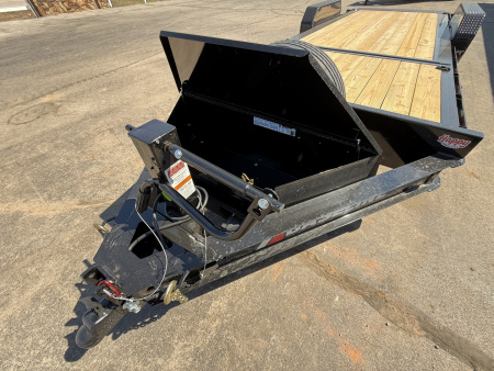 New 2026 Diamond C 82"x22' Hydraulically Dampened Tilt Equipment Trailer – HTL208