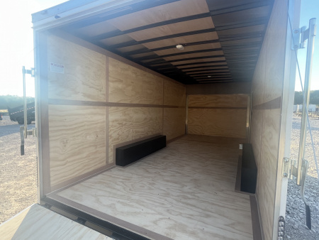 New 2026 United Trailers UXT-8.520TA70 8.5X20 ENCLOSED RAMP 14K