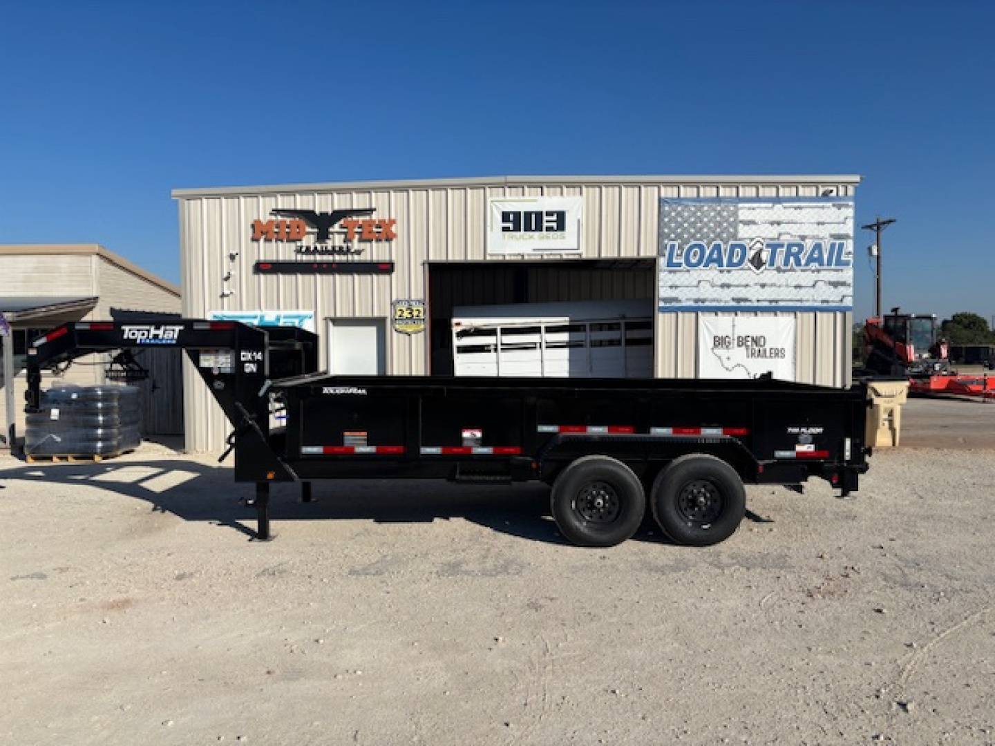 New 2026 Top Hat DX 16' x 83" Gooseneck Dump Trailer
