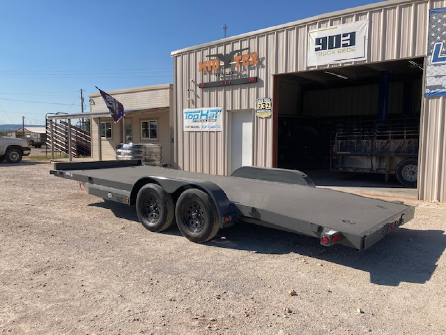 New 2026 Top Hat RS 20'X83