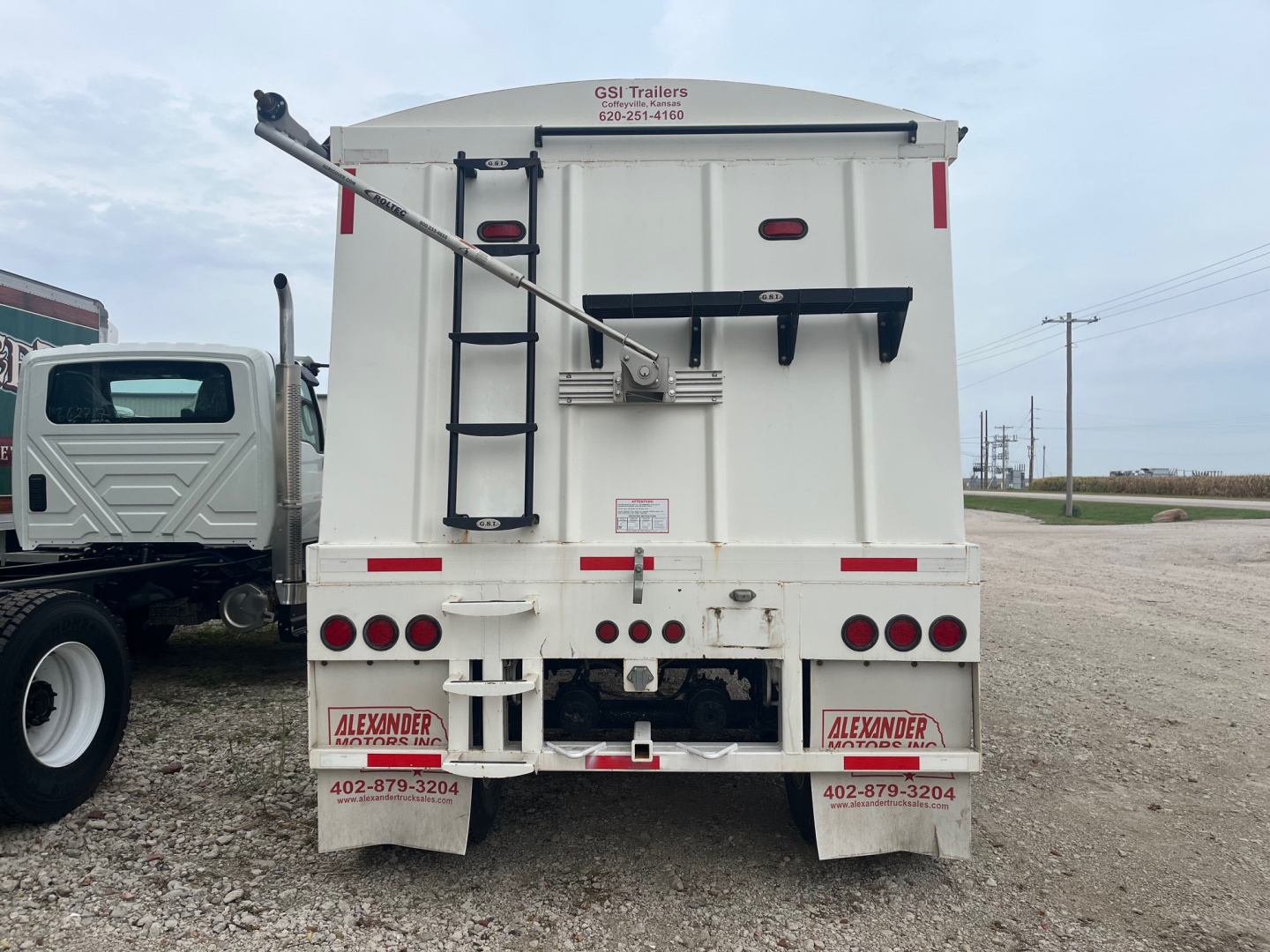 Used 2010 GSI 36' Grain Trailer
