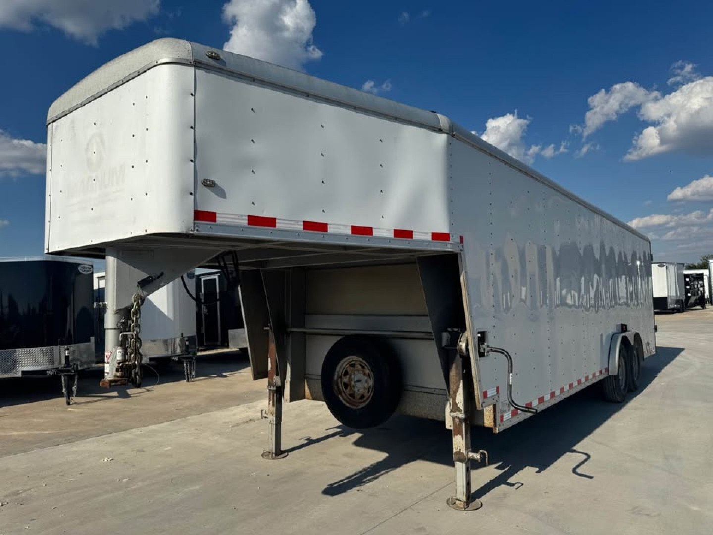 Used 2015 Wells Cargo 32' GOOSENECK Cargo / Enclosed Trailer DOUBLE DOORS & 6000LB AXLES