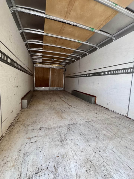 Used 2015 Wells Cargo 32' GOOSENECK Cargo / Enclosed Trailer DOUBLE DOORS & 6000LB AXLES