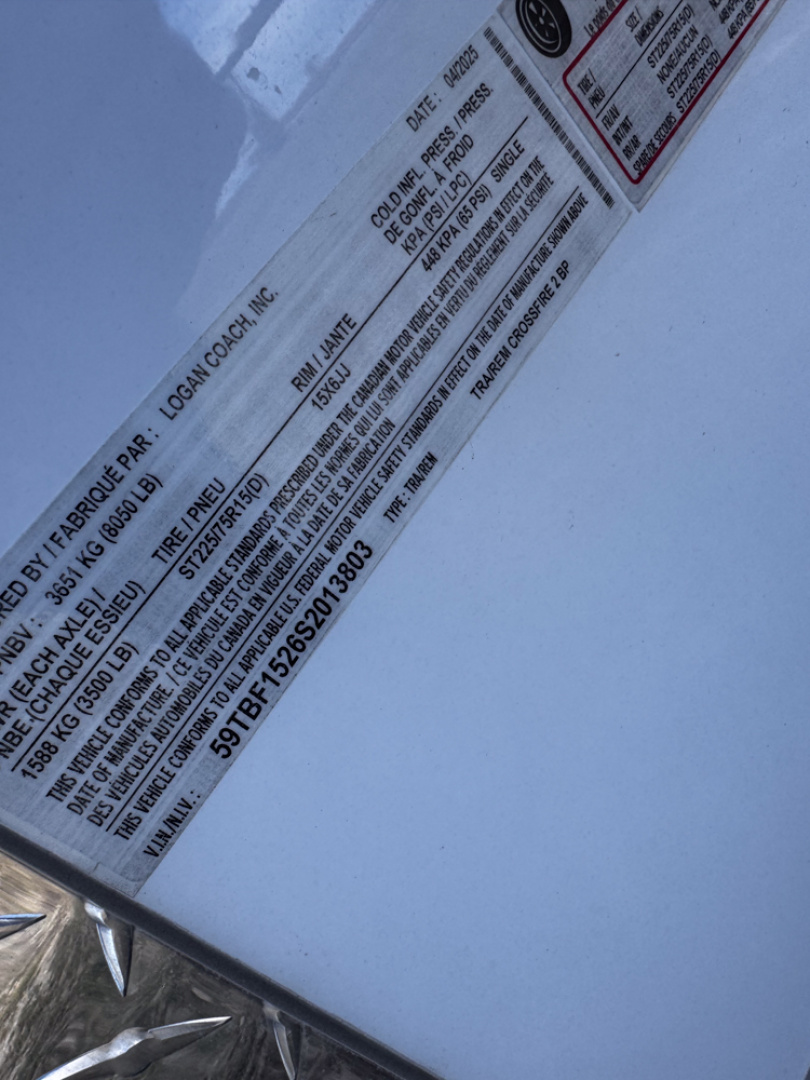 New 2025 LOGAN COACH 2H BP CROSSFIRE Horse Trailer