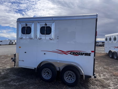 New 2025 LOGAN COACH 2H BP CROSSFIRE Horse Trailer