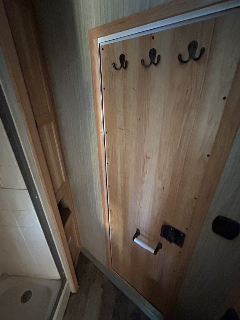 Used 2022 Bison Trailers Scout 3 Horse Living Quarters Horse Trailer