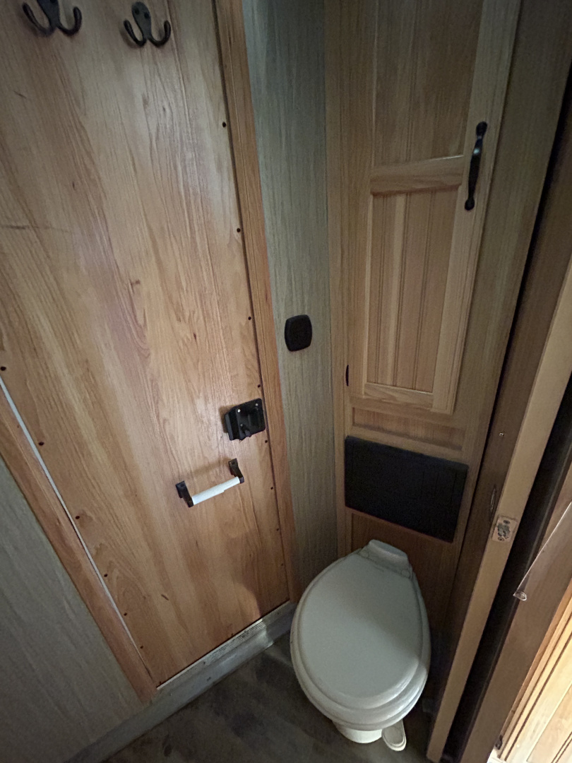 Used 2022 Bison Trailers Scout 3 Horse Living Quarters Horse Trailer